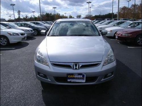 Honda Accord 2006 photo 1