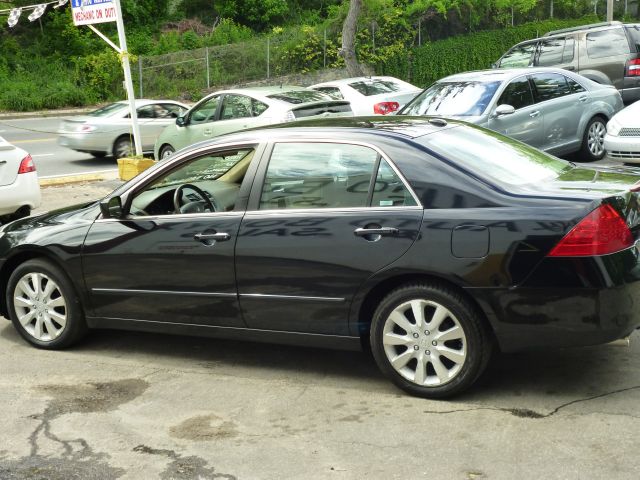 Honda Accord 2006 photo 1