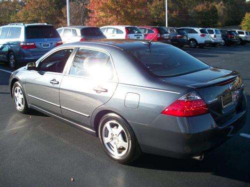 Honda Accord 2006 photo 2