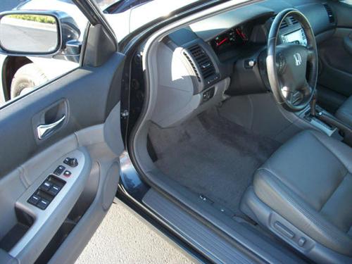 Honda Accord 2006 photo 4