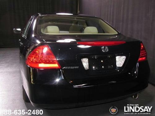 Honda Accord 2007 photo 2