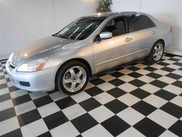 Honda Accord 2007 photo 2