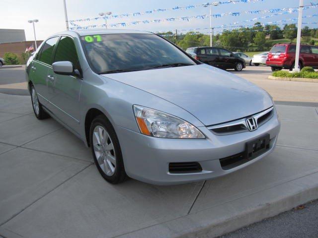 Honda Accord 2007 photo 2