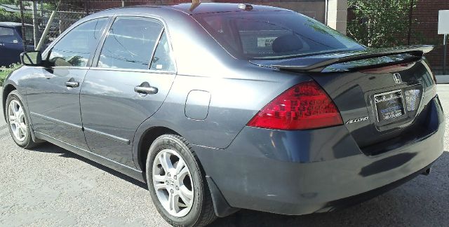 Honda Accord 2007 photo 14