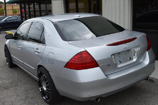 Honda Accord 2007 photo 4