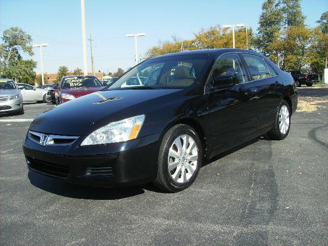 Honda Accord LS 2WD Sedan