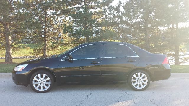 Honda Accord 2011 Toyota Limited Sedan