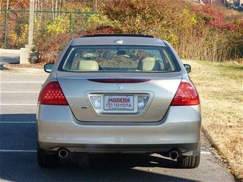 Honda Accord 2007 photo 2