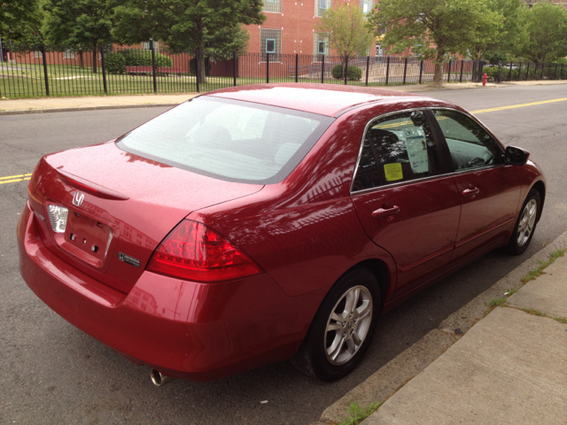 Honda Accord 2007 photo 2