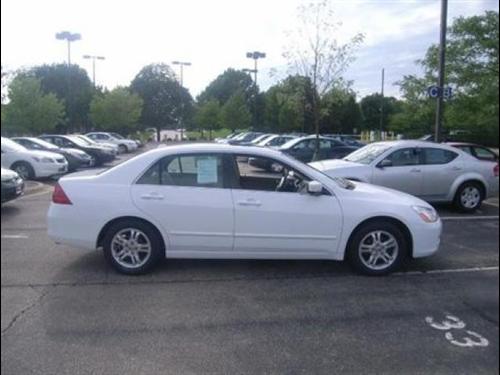 Honda Accord 2007 photo 2