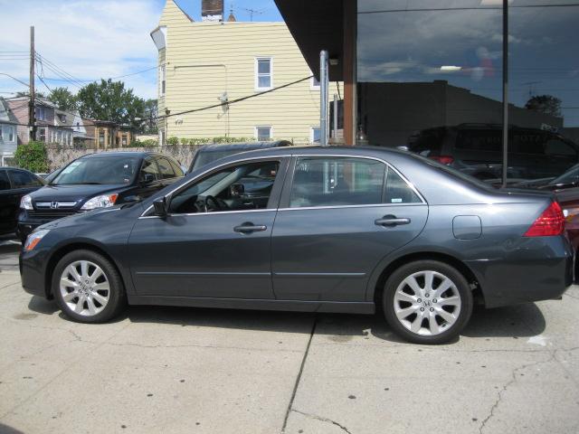 Honda Accord 2007 photo 2