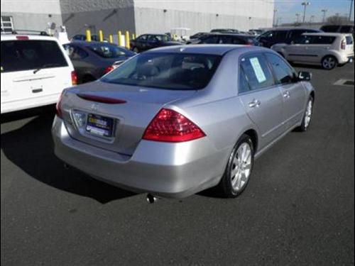 Honda Accord 2007 photo 4