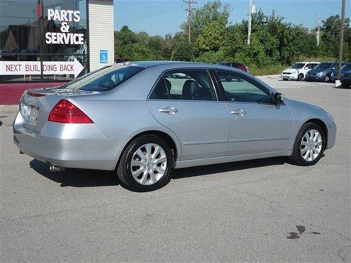 Honda Accord 2007 photo 2