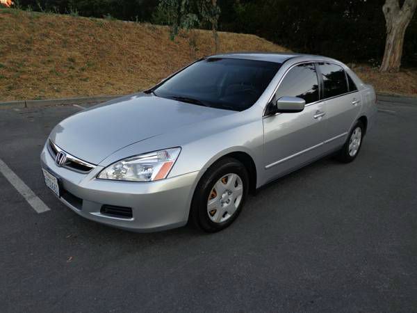 Honda Accord 2007 photo 4