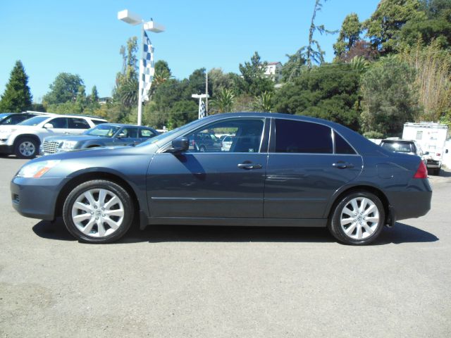 Honda Accord 2007 photo 2