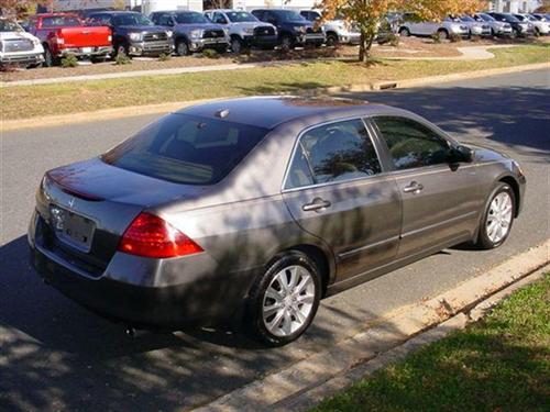 Honda Accord 2007 photo 2