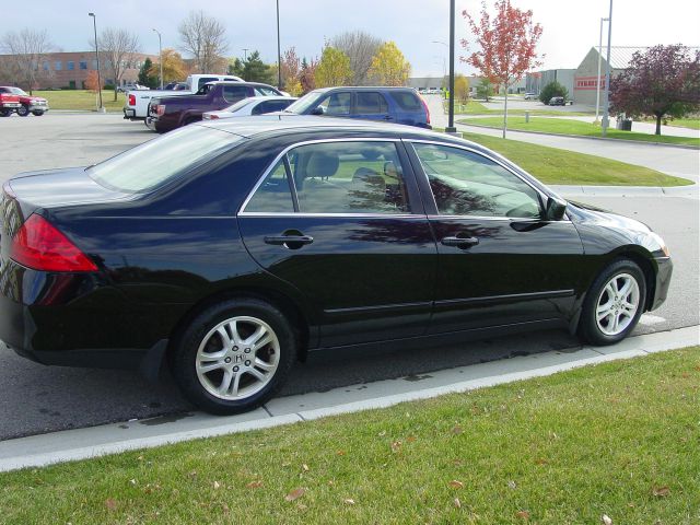 Honda Accord 2007 photo 2