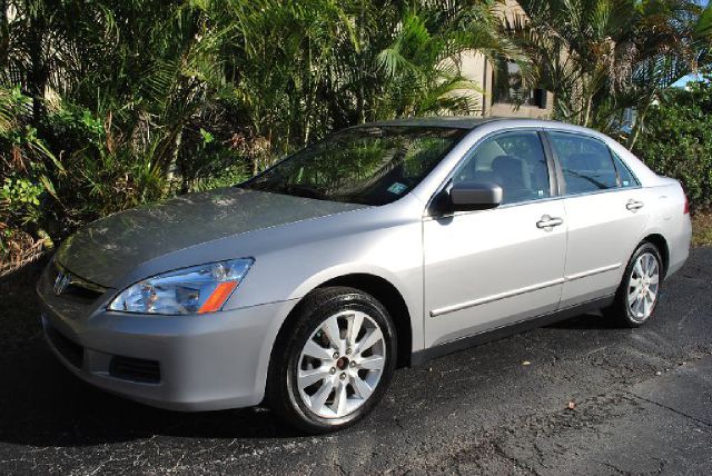Honda Accord 2007 photo 2