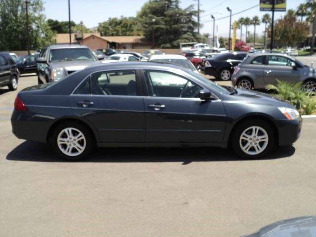 Honda Accord 2007 photo 2