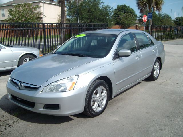 Honda Accord 2007 photo 2