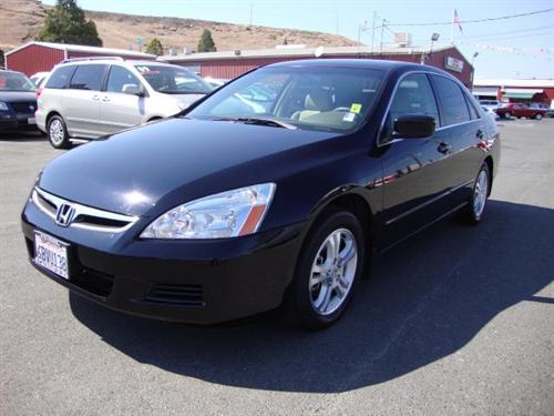 Honda Accord 2007 photo 2