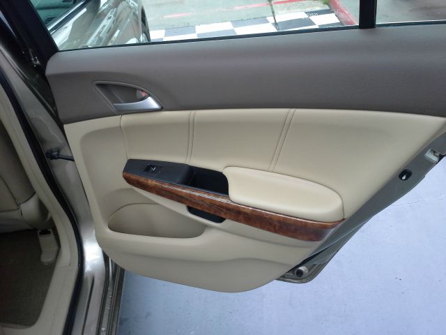 Honda Accord 2008 photo 10