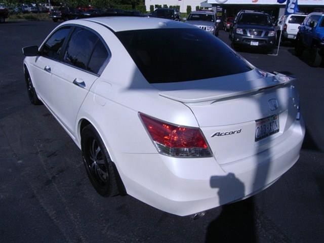 Honda Accord 2008 photo 4