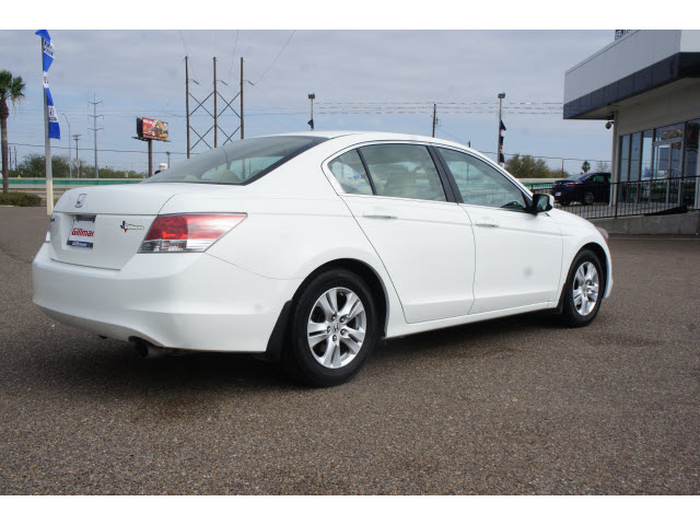 Honda Accord 2008 photo 2