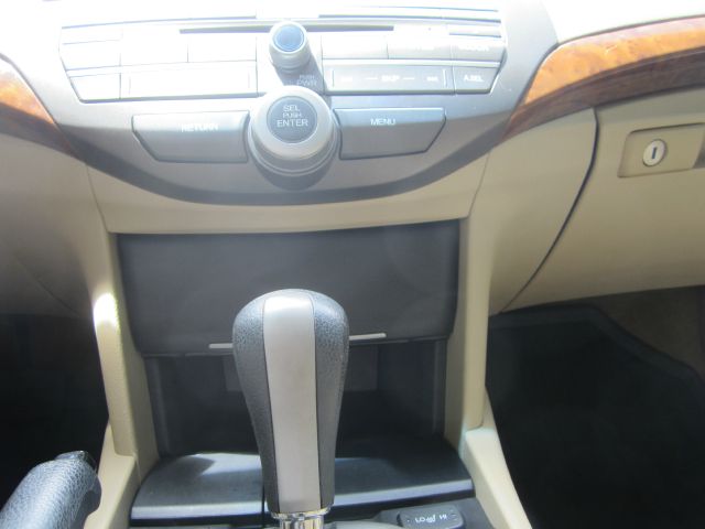 Honda Accord 2008 photo 9