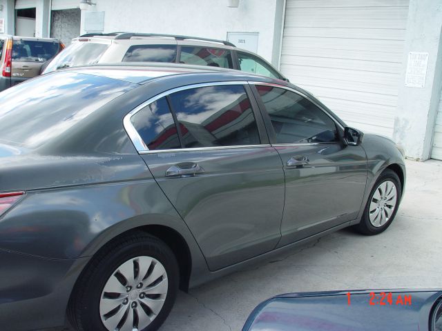 Honda Accord 2dr Reg Cab 120.5 WB Sedan