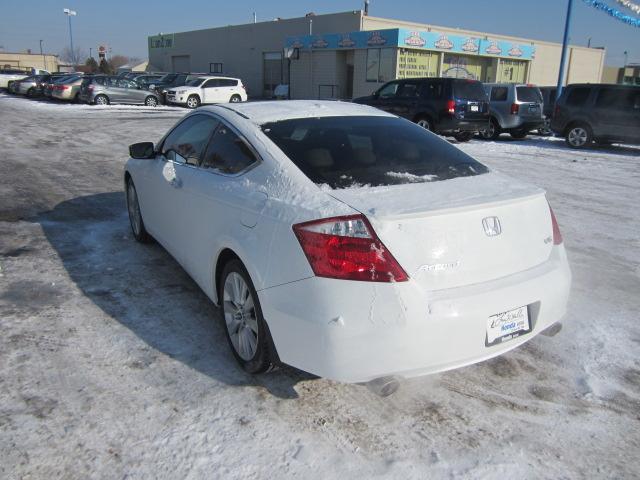 Honda Accord 2008 photo 4