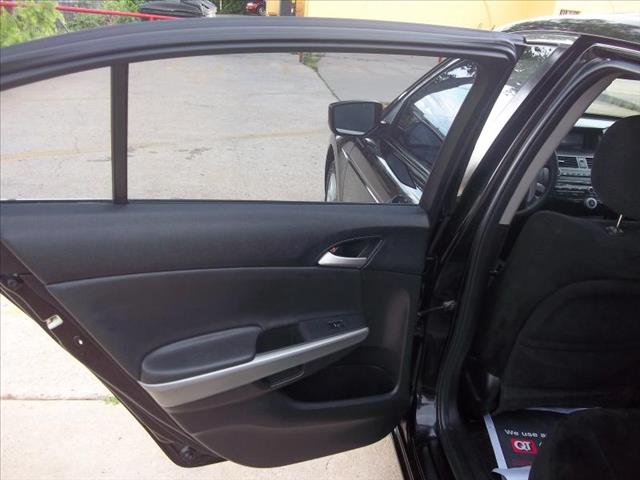 Honda Accord XC 4X4 SLT Sedan