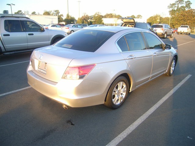 Honda Accord 2008 photo 4