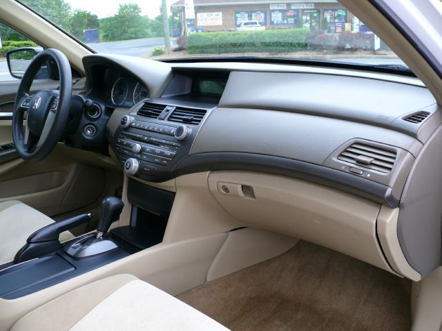 Honda Accord 2008 photo 25