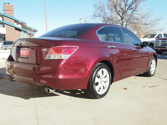 Honda Accord 2008 photo 2