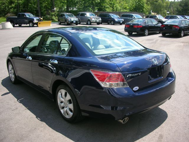 Honda Accord XLS Popular 2WD Sedan