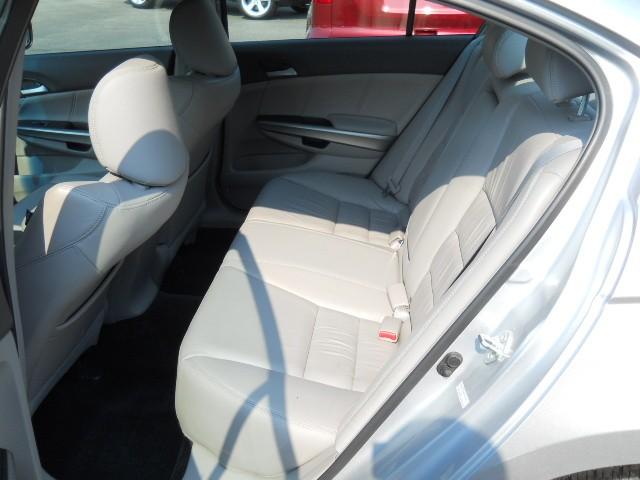 Honda Accord 2009 photo 2