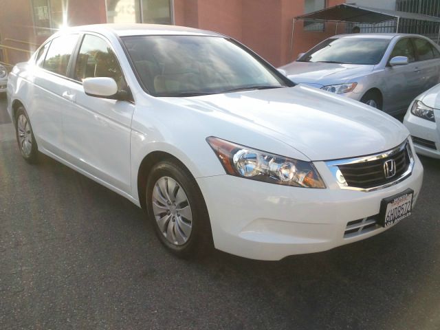 Honda Accord 2dr Reg Cab 120.5 WB Sedan