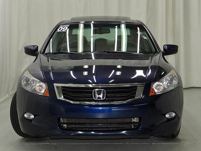 Honda Accord LS 2WD Sedan