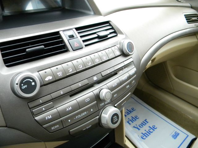 Honda Accord 2009 photo 1
