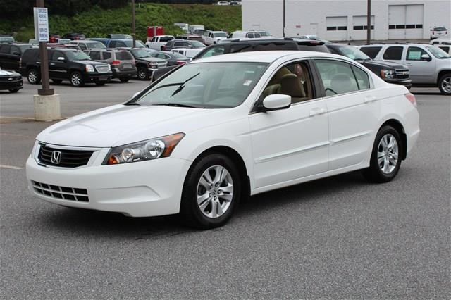 Honda Accord Supercab 4X4 XLT Sedan