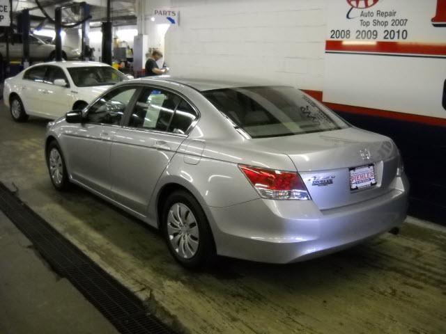 Honda Accord 2009 photo 2