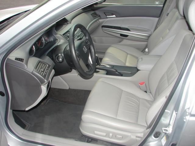 Honda Accord 2009 photo 1