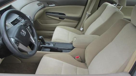 Honda Accord 2009 photo 2