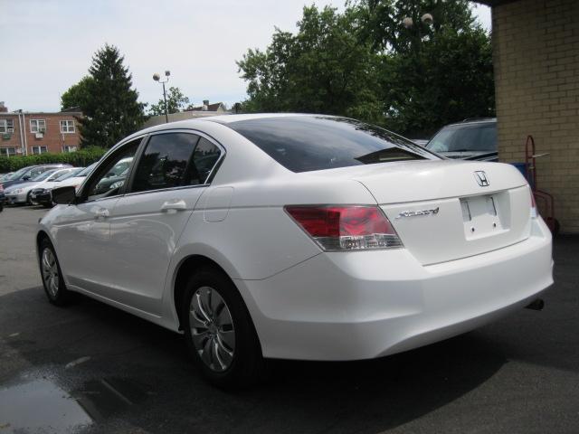 Honda Accord 2009 photo 2