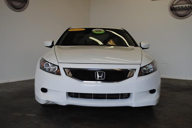 Honda Accord 2010 photo 1