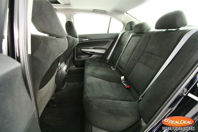 Honda Accord 2010 photo 17