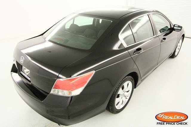 Honda Accord 2010 photo 26
