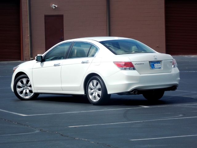 Honda Accord 2010 photo 1