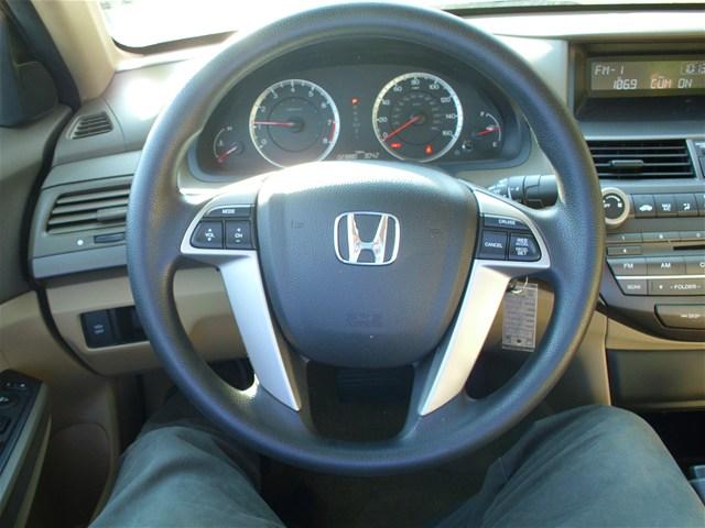 Honda Accord 2010 photo 4